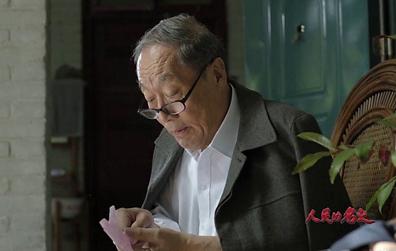 陈岩石人物形象分析：退休不褪色的人民守护者