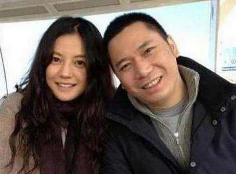 赵薇黄有龙离婚时间及原因?2024官宣却早离多年,隐情曝光 赵薇黄有龙离婚时间及原因?2024官宣却早离多年,隐情曝光