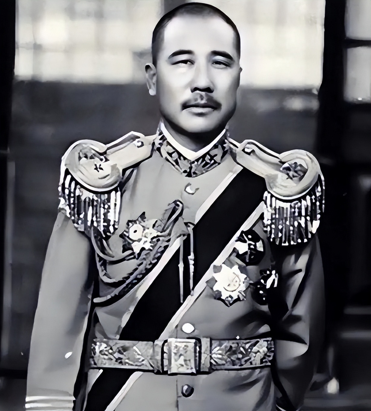 孙殿英人物评价:一个极具争议的复杂人物 孙殿英人物评价:一个极具争议的复杂人物