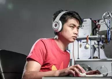 中国鬼王TeD前世今生，曾是历史首个WCG亡灵总冠军