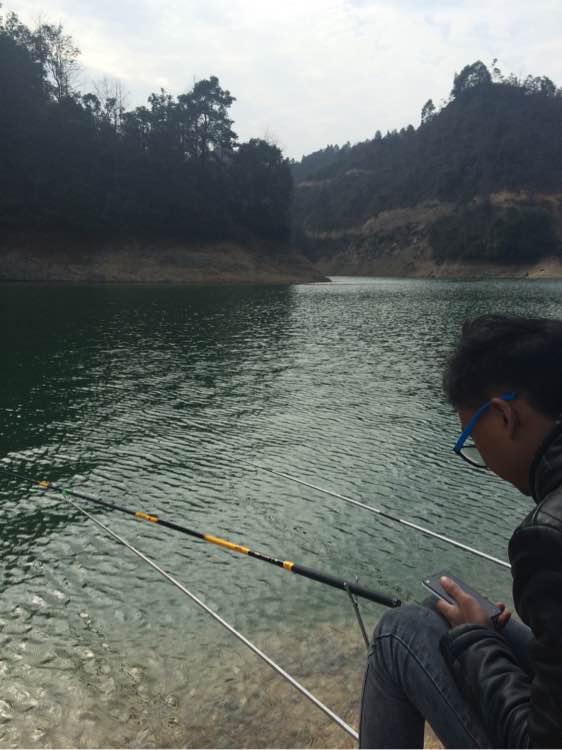 钓鱼日常_钓鱼技巧教程_钓鱼经验分享
