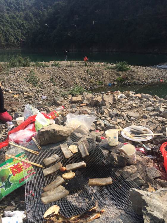 钓鱼经验分享_钓鱼技巧教程_钓鱼日常