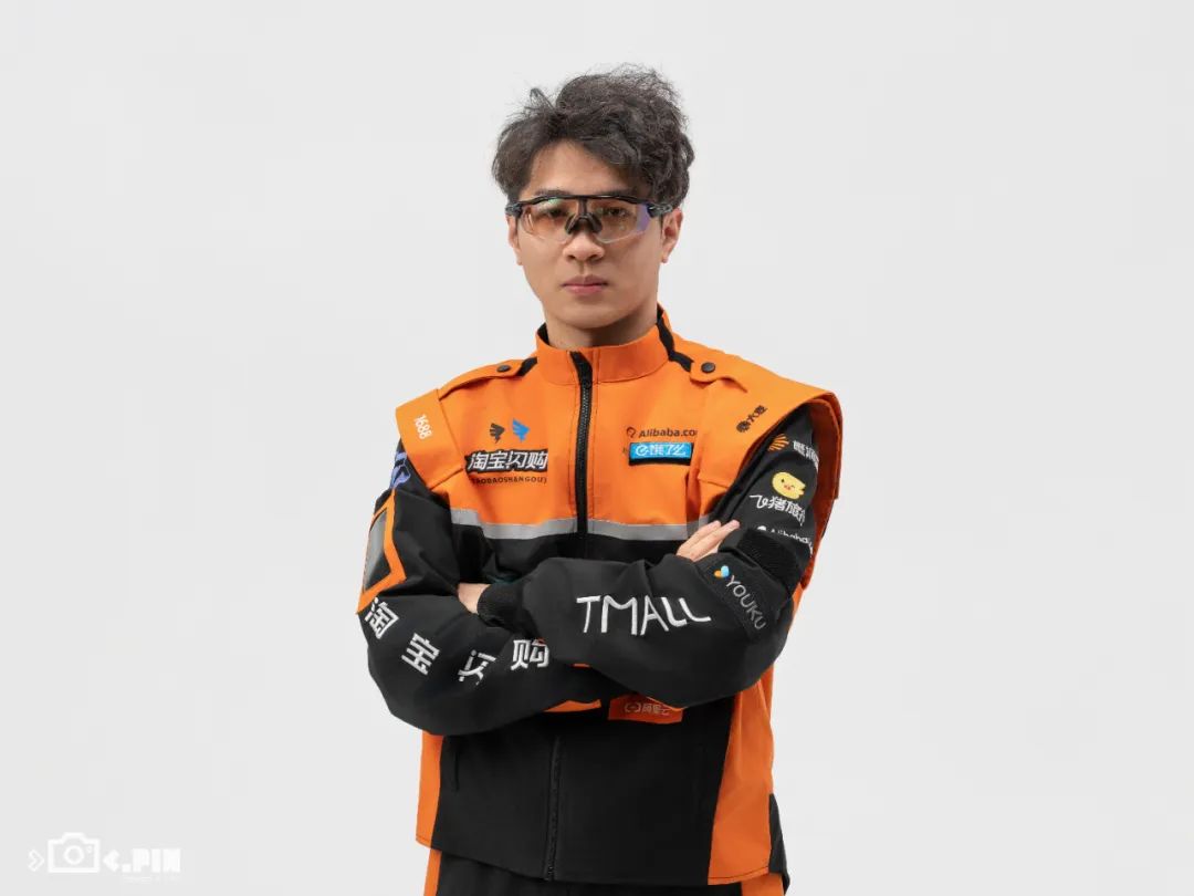 血骑士战袍_怀旧服血骑士战袍_骑士战袍属性