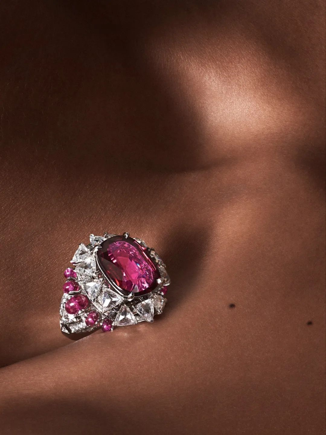 宝石猎豹玛瑙值钱吗_宝石玛瑙猎豹_宝石猎豹哪种最好看