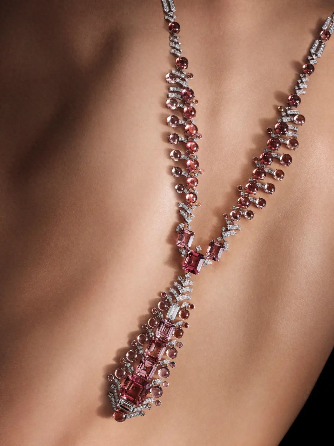 宝石猎豹玛瑙值钱吗_宝石玛瑙猎豹_宝石猎豹哪种最好看