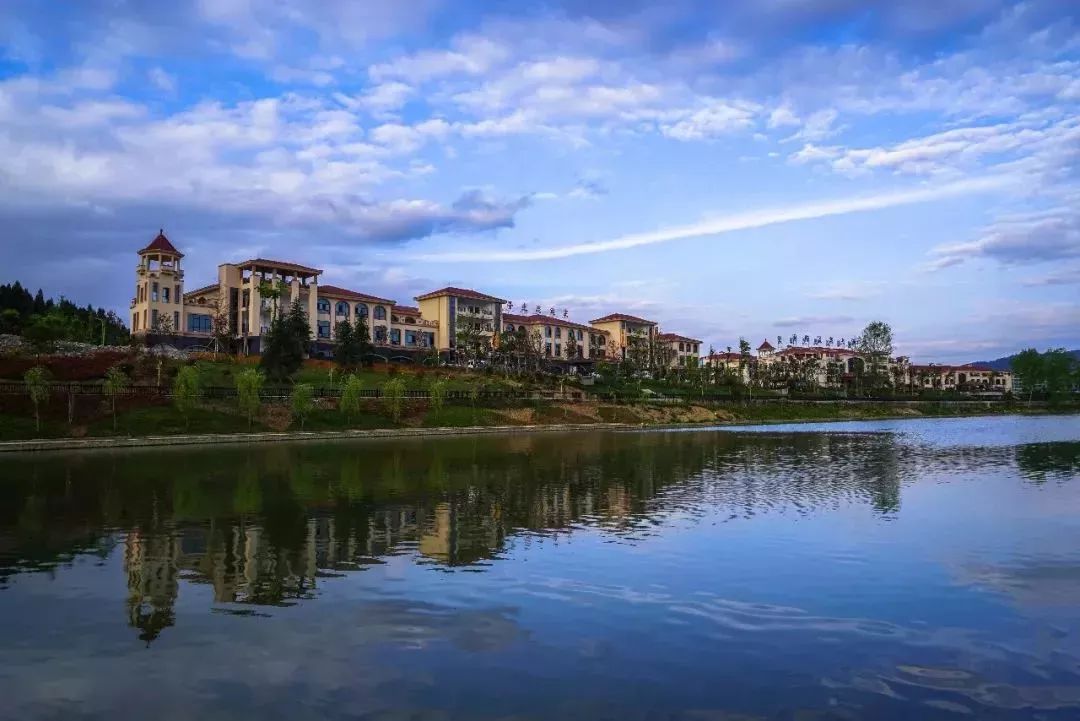 遵义枫香温泉_贵州温泉度假_汇善谷养生温泉攻略