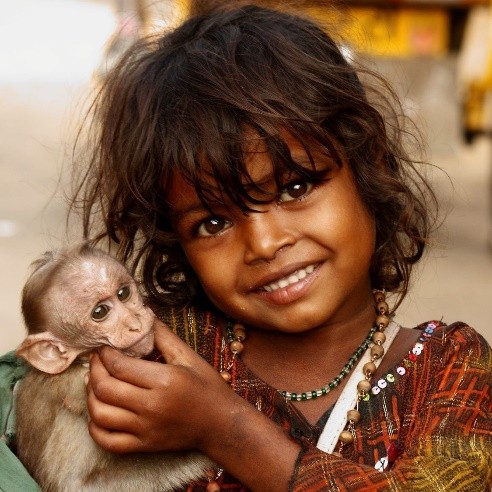 艾西瓦娅·雷和女儿_艾西瓦娅雷女儿正脸照_艾瓦西亚雷女儿