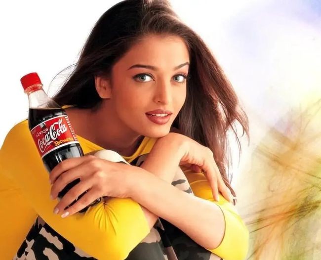 艾西瓦娅·雷和女儿_艾瓦西亚雷女儿_艾西瓦娅·雷和女儿