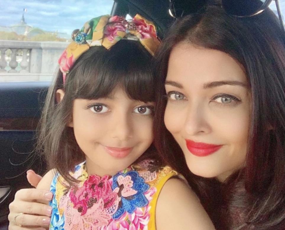 艾西瓦娅·雷和女儿_艾瓦西亚雷女儿_艾西瓦娅·雷和女儿