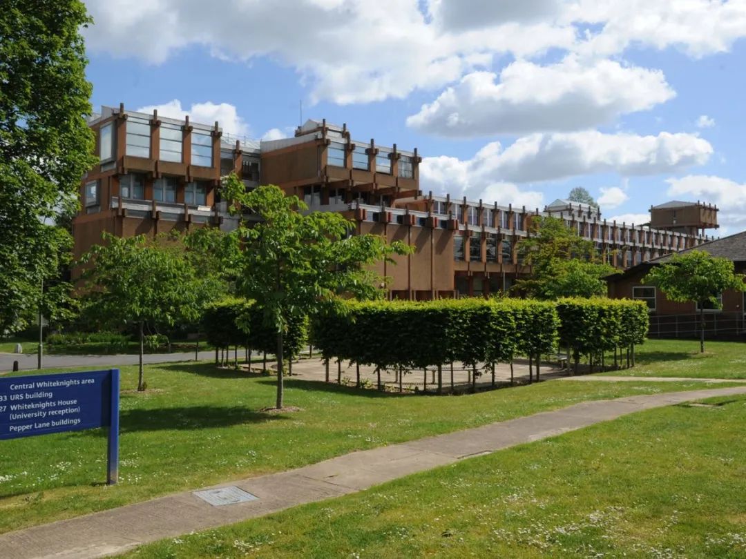 英国专业类学校_royalholloway_雷丁大学商科专业