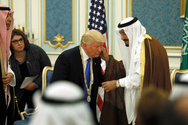 奥巴马 日本天皇_奥巴马天皇鞠躬_奥巴马会见日本天皇礼仪