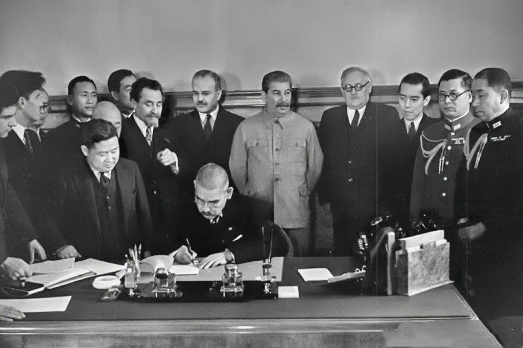 二战末期苏联打日本_二战苏联末期日本打了多少人_二战苏联进攻日本本土