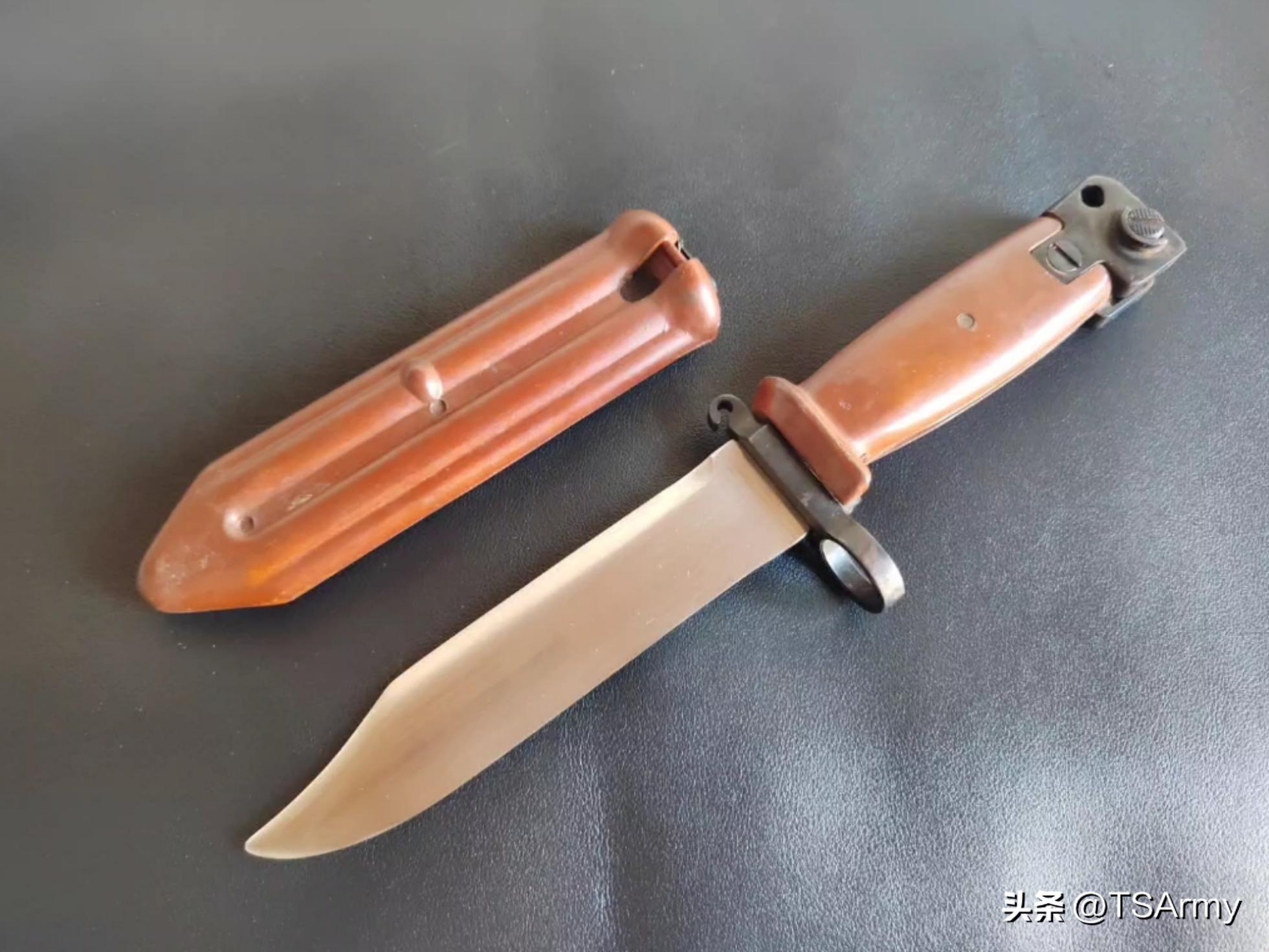 中国现代军刀种类介绍_53式黑四棱刺刀型号_cfqbz03