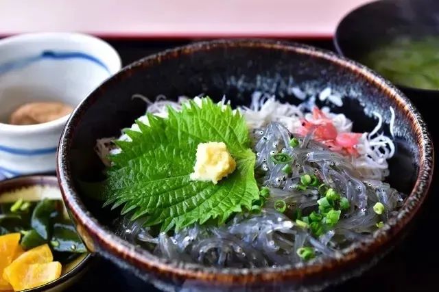 镰仓灌篮高手在哪儿_镰仓高校 灌篮高手铁道口 江之岛电铁线