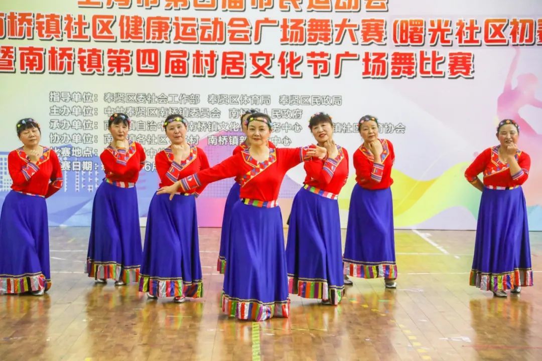 广场舞优秀领舞感言文章_优秀广场舞_广场舞优秀队长事迹