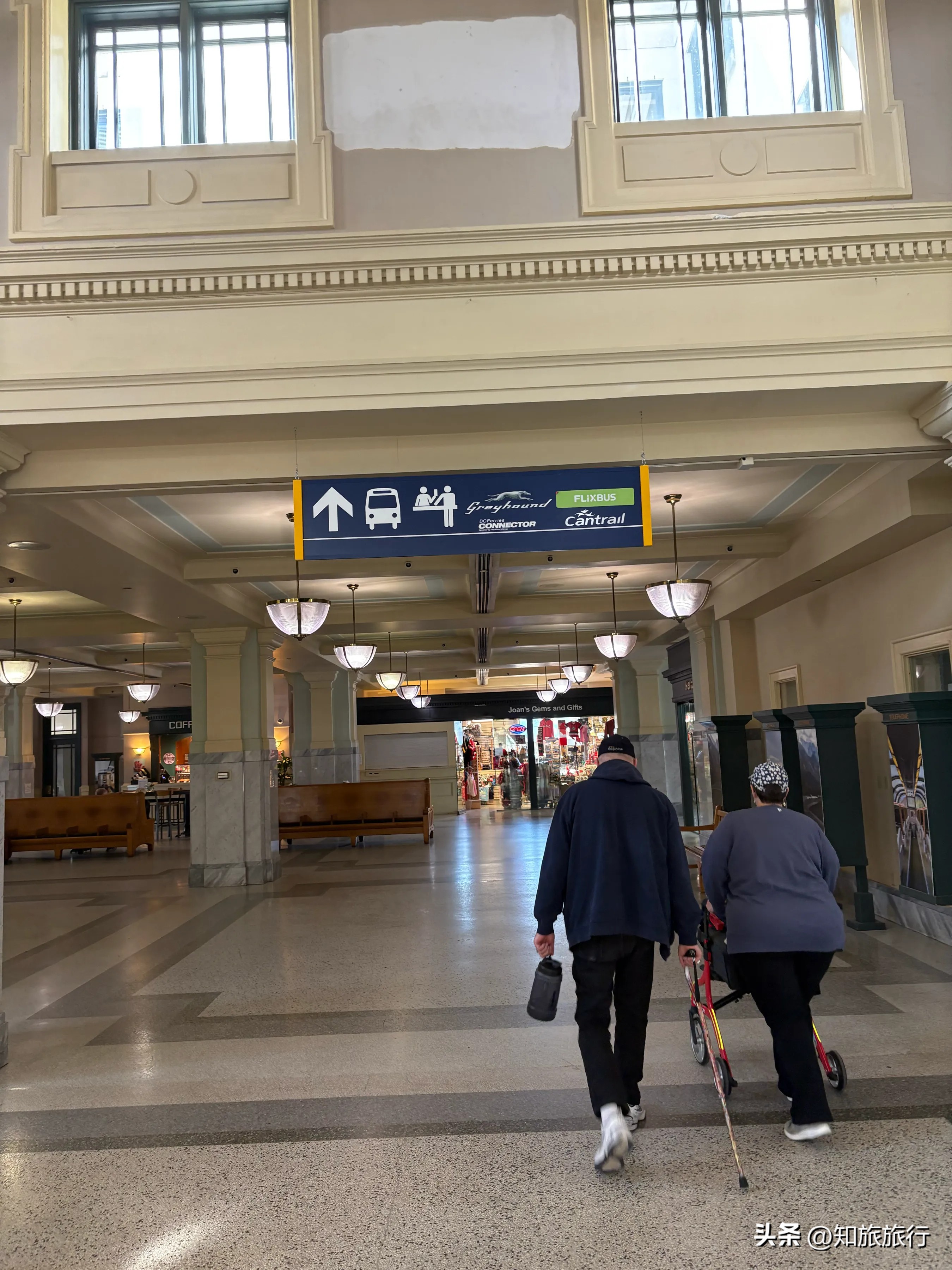温哥华转机美国攻略_温哥华前往西雅图大巴攻略_西雅图巴士站交通指南