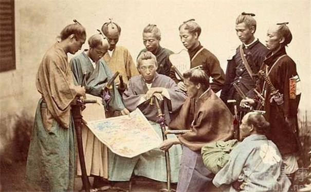 日本明治维新 影响_明治维新成功原因_中日变法比较