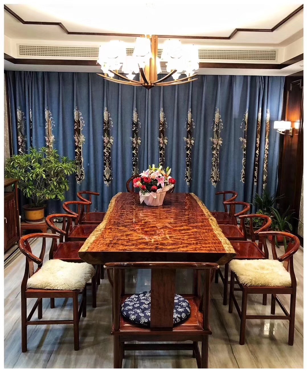 巴花木板纹理_1200年树龄巴花_巴花大板什么纹路最贵